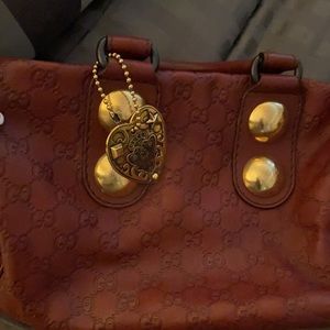 Leather Gucci bag